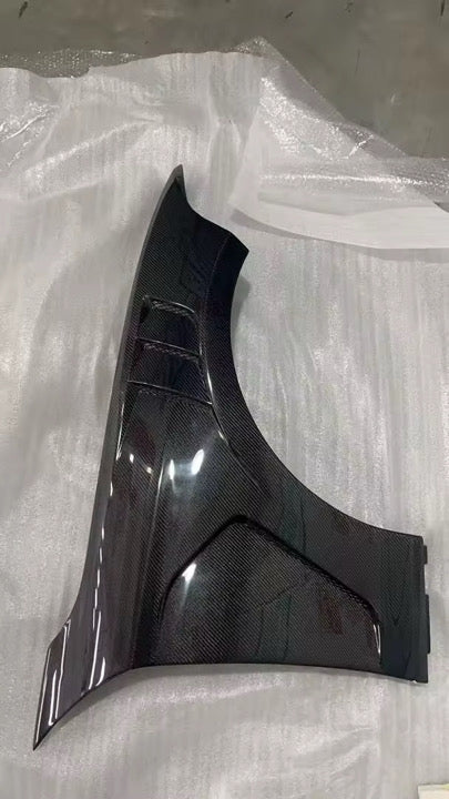 BMW 1 SERIES M140I & 2 SERIES F20/F21/ F22 CARBON FIBRE VENTED FRONT WINGS FENDERS 2015-2019