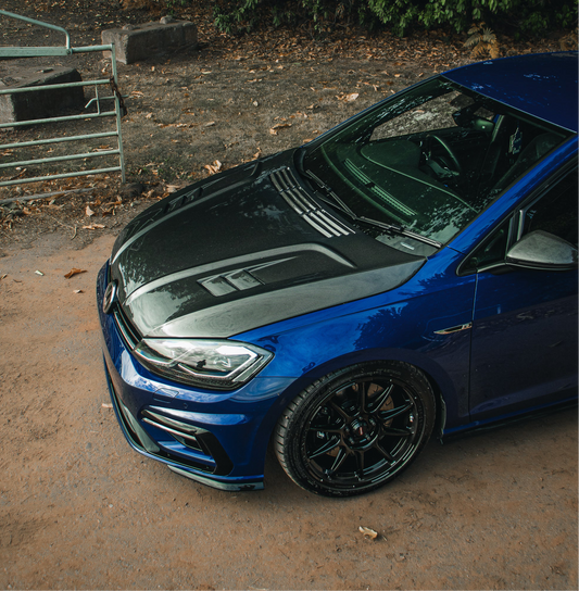 Volkswagen Golf MK7 / MK7.5 Shark Style Carbon Fibre Vented Bonnet (Replacement) 2013 - 2021