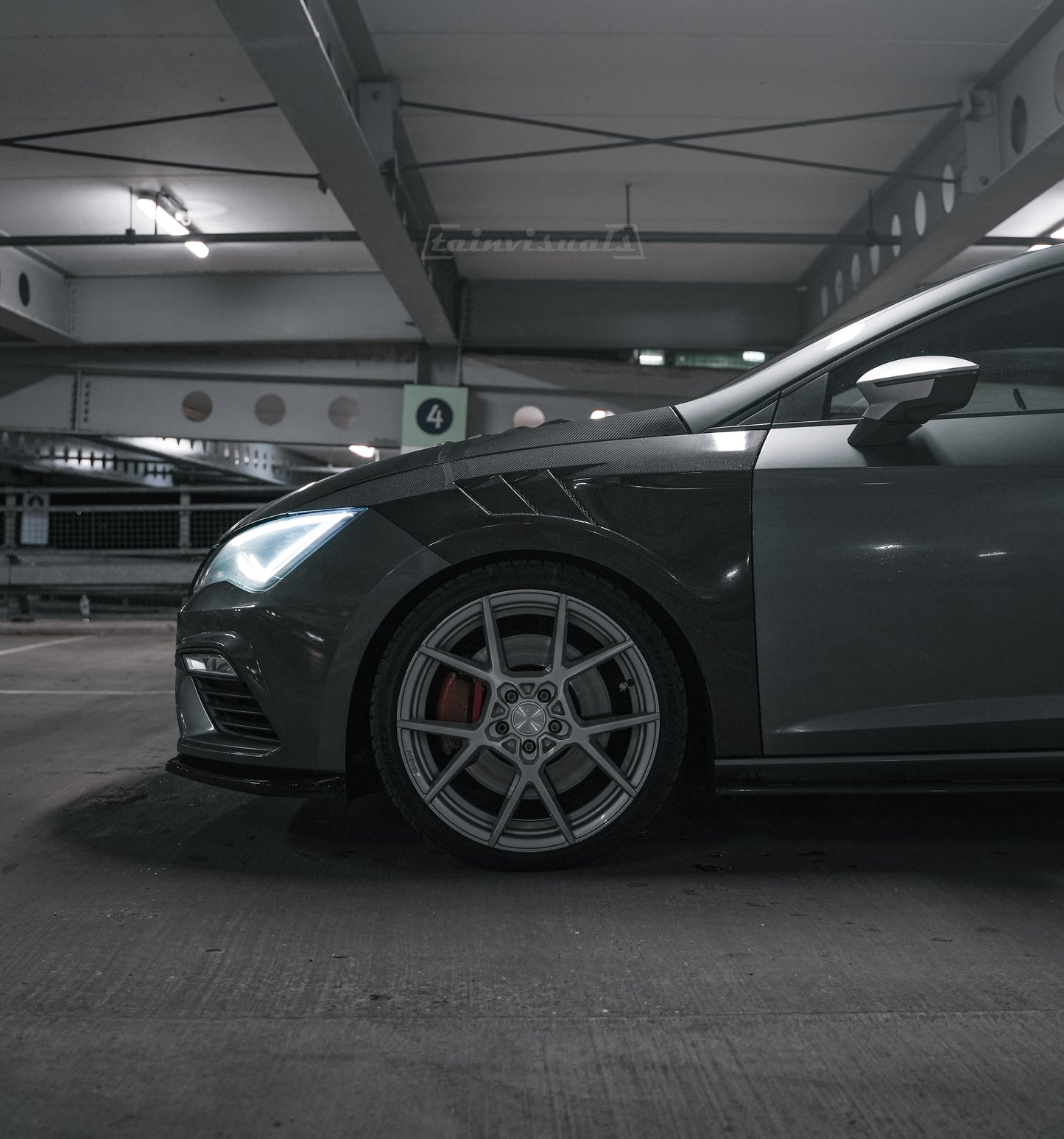 SEAT LEON MK3 GENUINE Carbon fibre wings/fenders 2013-2020 5F (PAIR)