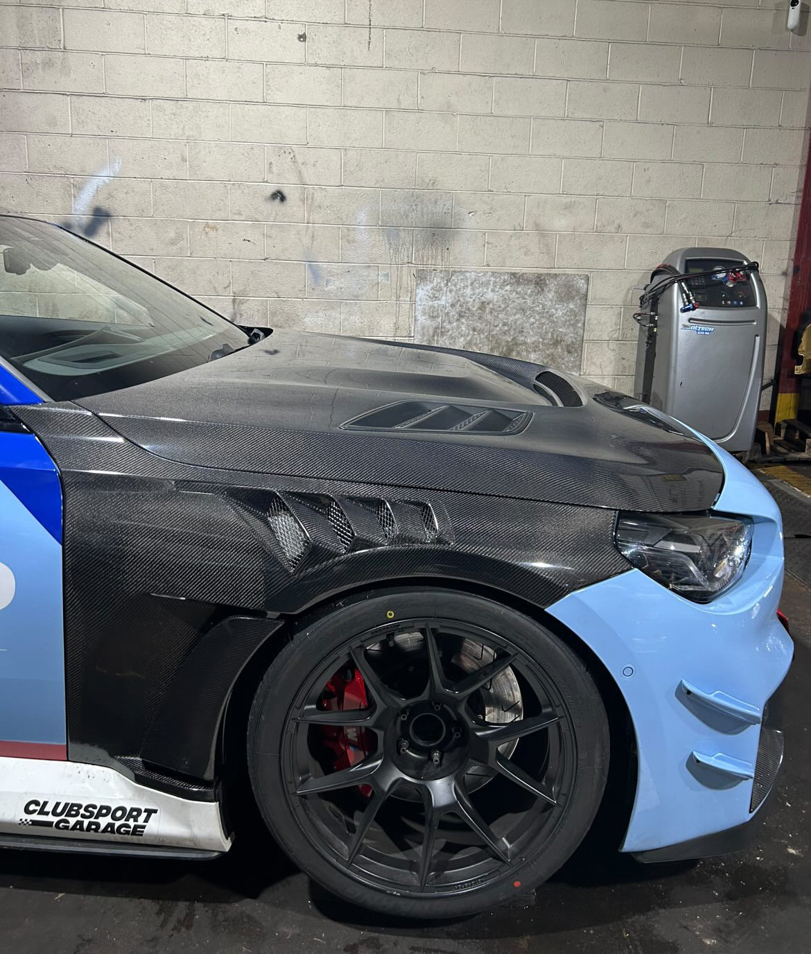 BMW G87 M2 Carbon Fibre Front Vented Fenders/Wings
